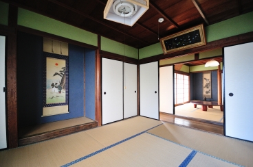 Old-style Japanese Inn Takamatsuya of Teshima